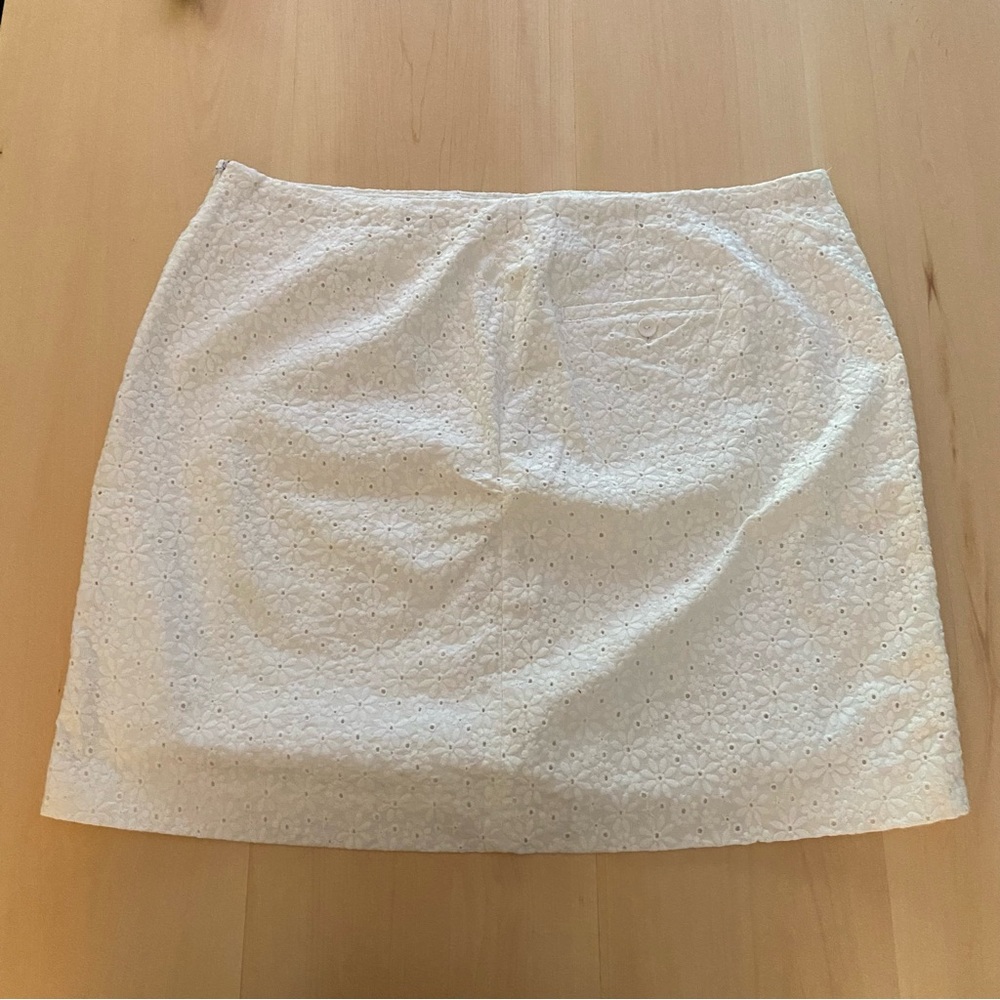 LARKSPUR Size 20 W Cotton blend white embroidered mini skirt. Vintage.
